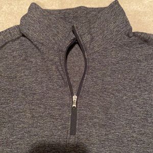 Lululemon gray quarter zip. XL